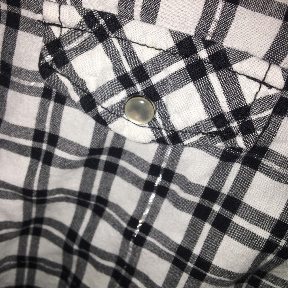 button down - Picture 3 of 3